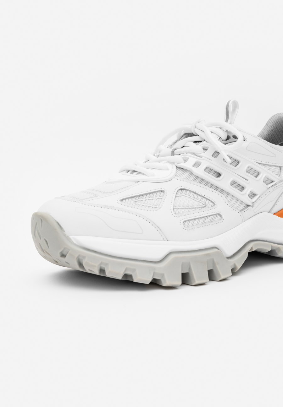 White / Orange Axel Arigato Marathon R-Tic Runner Women's Sneakers South Africa | ZA1502-94